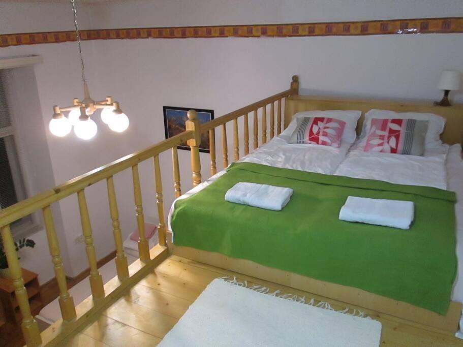 Lavender Apartment Near Heroes' Square & Puskas Stadium Boedapest Buitenkant foto