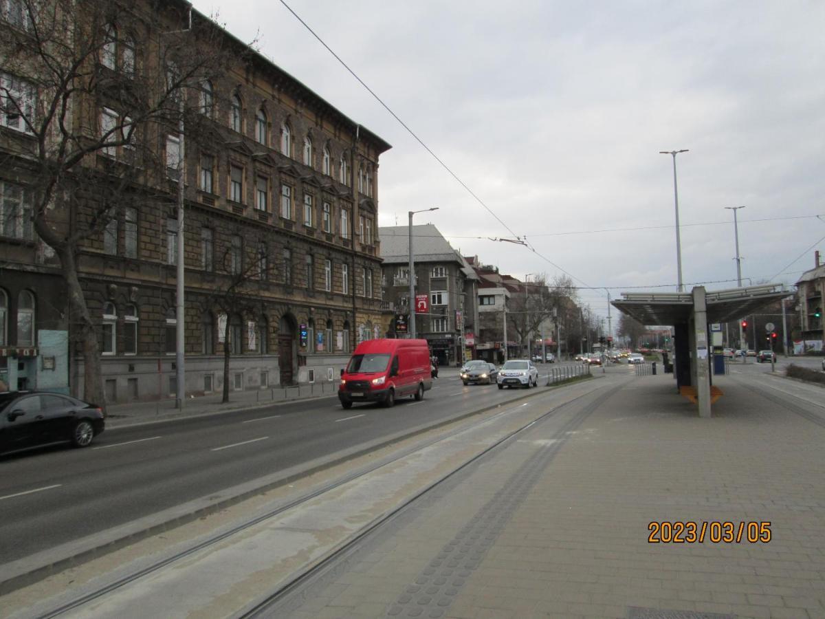 Lavender Apartment Near Heroes' Square & Puskas Stadium Boedapest Buitenkant foto