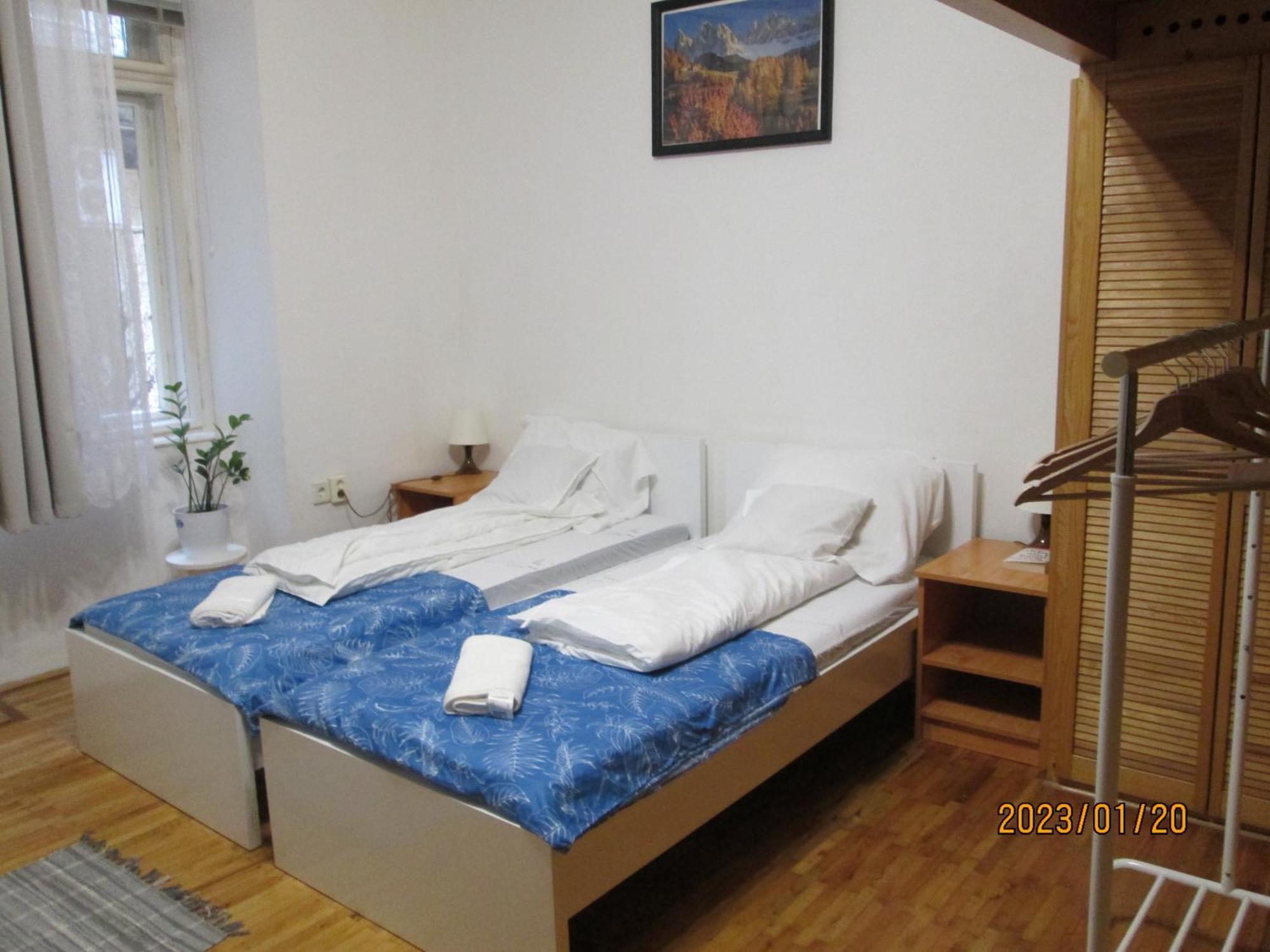 Lavender Apartment Near Heroes' Square & Puskas Stadium Boedapest Buitenkant foto